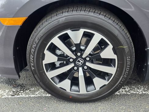 New 2026 Honda Odyssey EX-L image 9