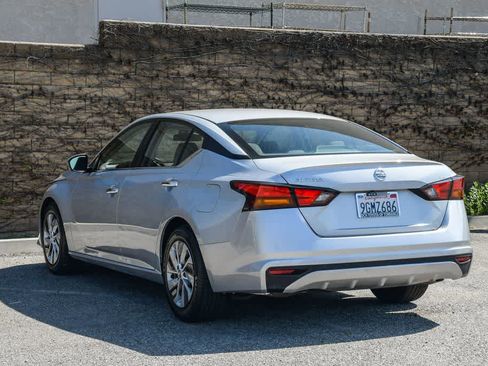 Used 2022 Nissan Altima 2.5 S image 9