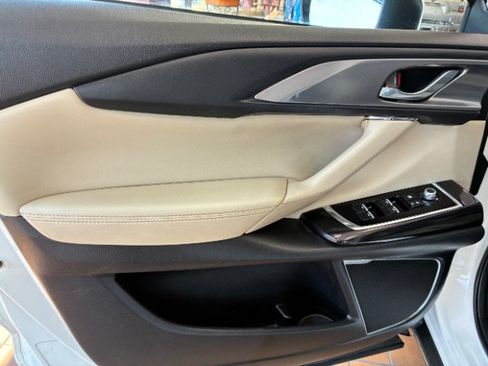 Used 2018 MAZDA CX-9 Grand Touring FWD image 17