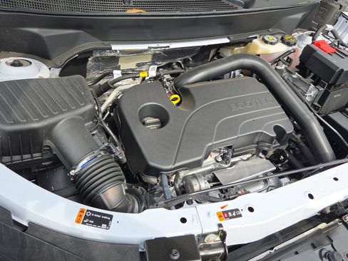 New 2026 Chevrolet Equinox RS FWD image 21