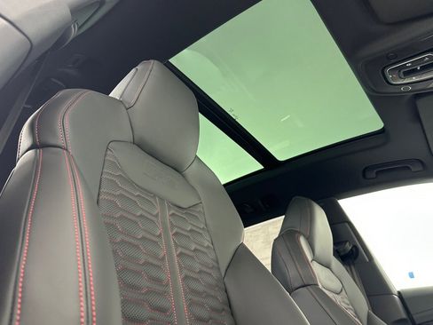 New 2026 Audi RS Q8 performance image 16