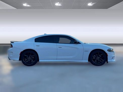 Used 2022 Dodge Charger R/T w/ Blacktop Package image 8