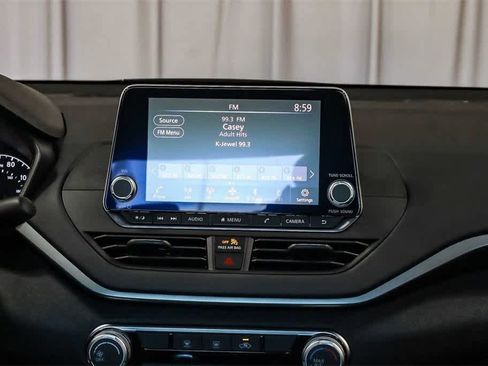 New 2025 Nissan Altima 2.5 S image 8