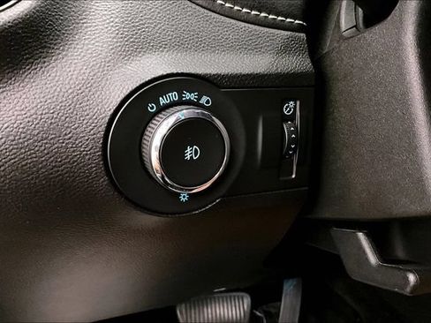 Used 2015 Chevrolet Camaro SS RWD image 33