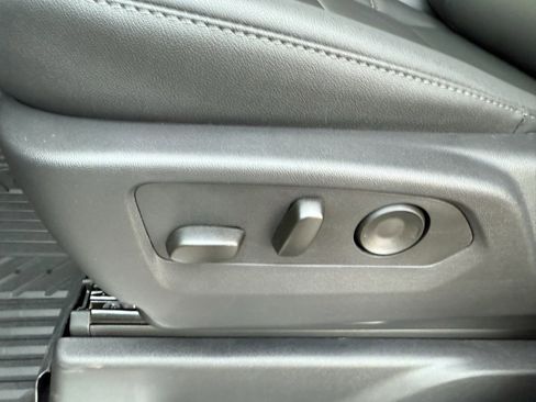 New 2026 Chevrolet Silverado 1500 LTZ w/ Z71 Off-Road Package image 12