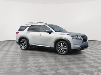 Used 2023 Nissan Pathfinder Platinum AWD/4WD video 2