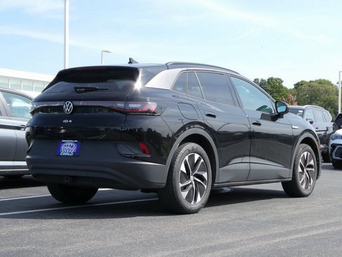 Used 2022 Volkswagen ID.4 Pro image 3