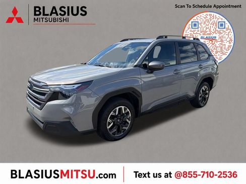 Used 2025 Subaru Forester Premium w/ Convenience Package #1 AWD/4WD image 26