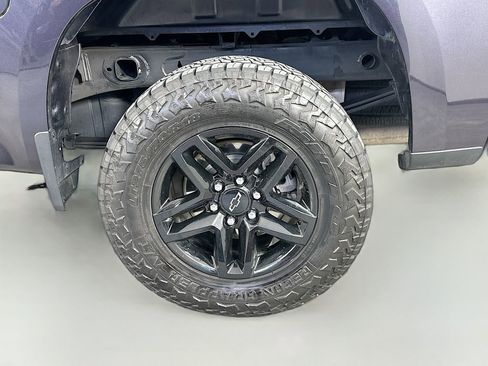 Used 2022 Chevrolet Silverado 1500 LT Trail Boss w/ Convenience Package II AWD/4WD image 34