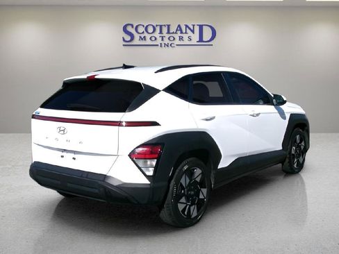 Used 2025 Hyundai Kona SEL FWD image 6
