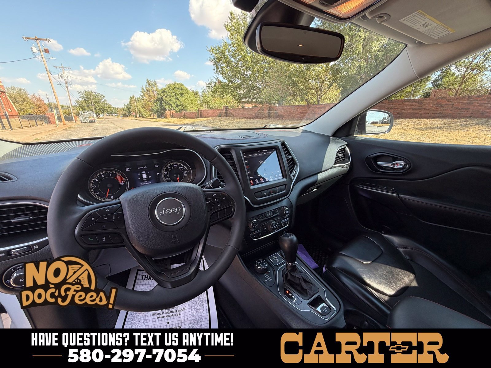 Used 2022 Jeep Cherokee Trailhawk w/ Comfort/Convenience Group AWD/4WD image 16