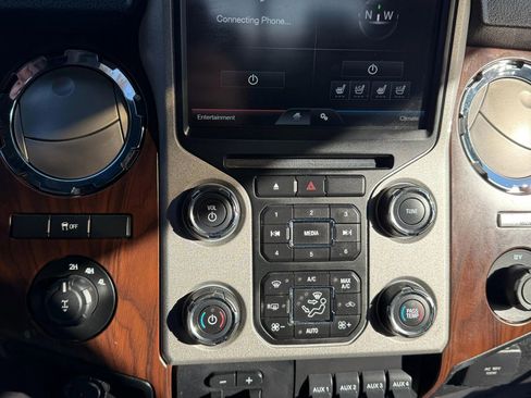 Used 2015 Ford F250 Lariat w/ Chrome Package image 18