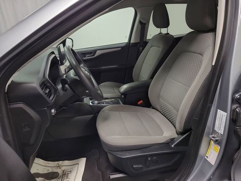 Used 2022 Ford Escape SE image 13