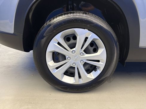 Used 2024 Chevrolet Trax LS image 8