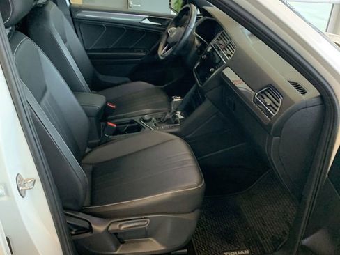 Used 2023 Volkswagen Tiguan SE R-Line AWD/4WD image 14