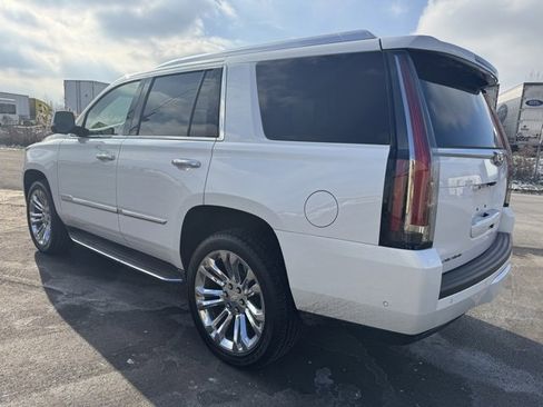 Used 2018 Cadillac Escalade Luxury w/ LPO, Radiant Package image 5