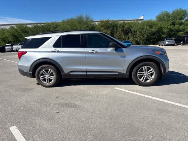 Used 2020 Ford Explorer XLT RWD image 6