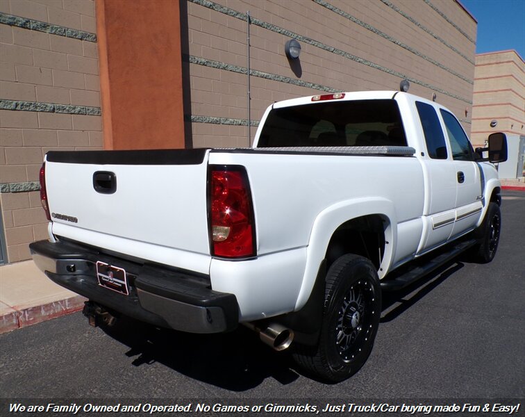 Used 2006 Chevrolet Silverado 2500 LT RWD image 5