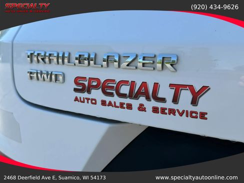 Used 2023 Chevrolet TrailBlazer LT AWD/4WD image 12