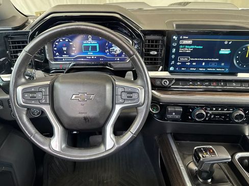 Used 2022 Chevrolet Silverado 1500 LT Trail Boss w/ Protection Package AWD/4WD image 14
