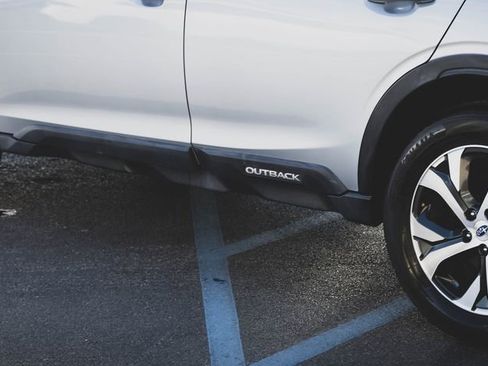Used 2022 Subaru Outback Limited AWD/4WD image 22