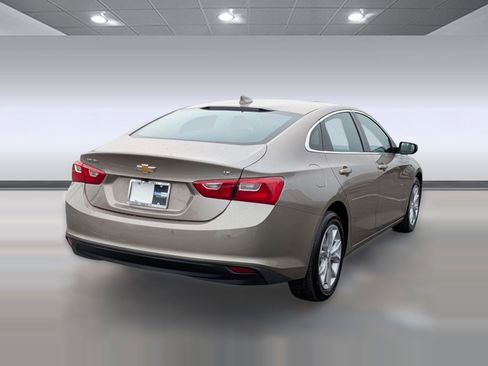 Used 2024 Chevrolet Malibu LT image 9