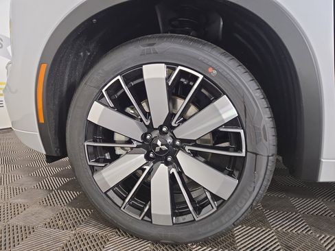 New 2026 Mitsubishi Outlander SEL image 34