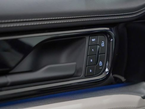 New 2026 Porsche Panamera 4 AWD/4WD image 23