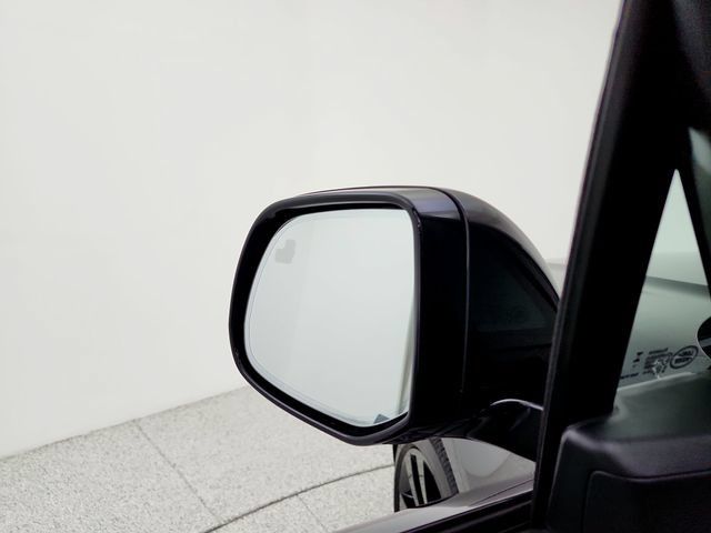 New 2026 Land Rover Range Rover Sport SE AWD/4WD image 23