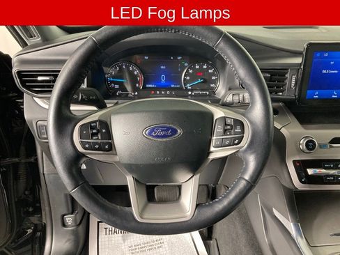 Used 2023 Ford Explorer XLT w/ Equipment Group 202A image 9