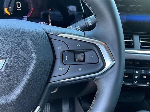 Used 2025 Chevrolet Trax ACTIV w/ Sunroof Package FWD image 11