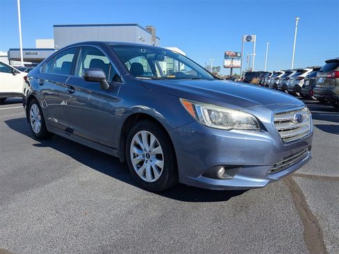 Used 2016 Subaru Legacy 2.5i Premium image 3