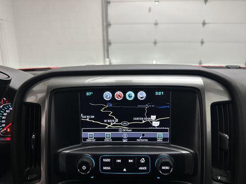 Used 2018 Chevrolet Silverado 1500 LT image 30