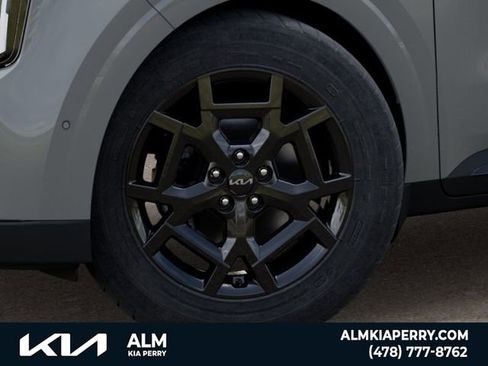 New 2026 Kia Carnival SX FWD image 9