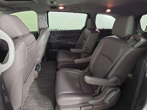Used 2024 Honda Odyssey Touring image 20