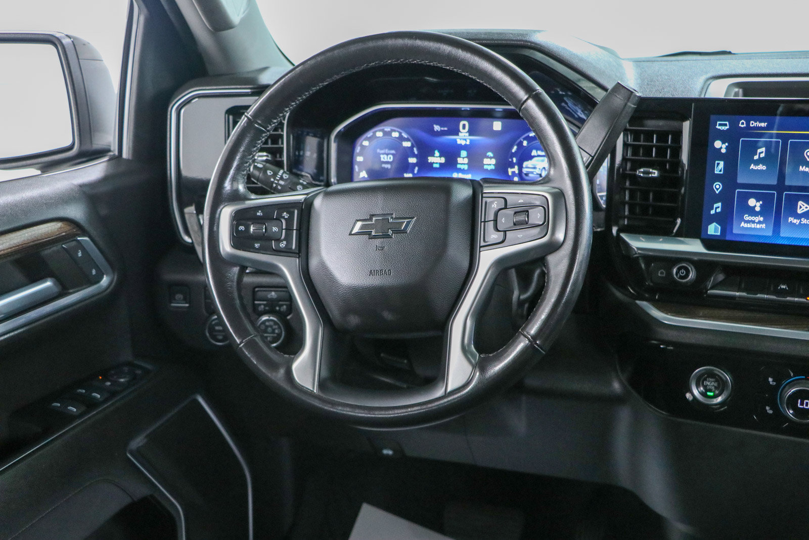 Used 2022 Chevrolet Silverado 1500 RST w/ Z71 Off-Road Package AWD/4WD image 13