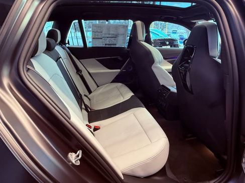 New 2026 BMW M5 Touring image 33