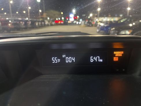 Used 2014 Subaru Crosstrek 2.0i Premium w/ Moonroof Package image 15