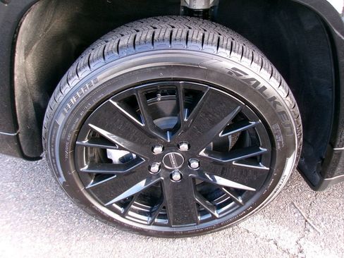 Used 2024 Jeep Wagoneer Launch Edition image 19