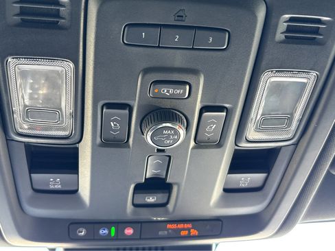 Used 2023 Chevrolet Tahoe RST w/ Luxury Package image 30