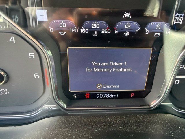 Used 2020 GMC Sierra 1500 AT4 w/ AT4 Premium Package AWD/4WD image 4