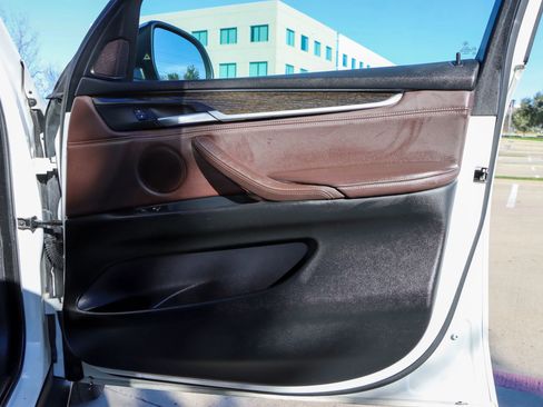 Used 2014 BMW X5 sDrive35i image 10