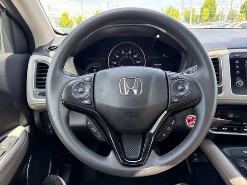 Certified 2022 Honda HR-V EX image 11