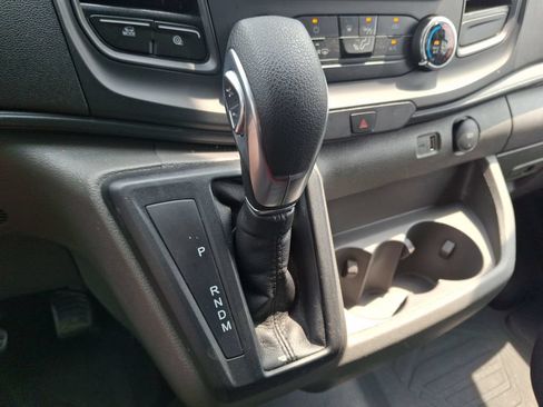 Used 2025 Ford Transit 250 Low Roof w/ Exterior Upgrade Package RWD image 16