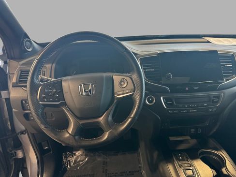 Used 2023 Honda Passport TrailSport image 31