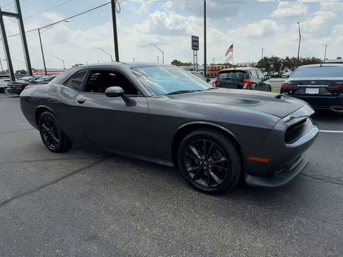 Used 2020 Dodge Challenger GT w/ Blacktop Package AWD/4WD image 2