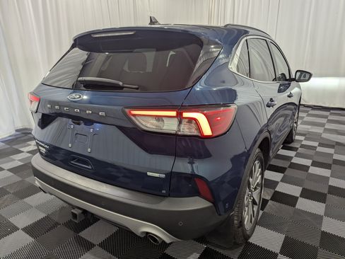 Used 2020 Ford Escape Titanium w/ Titanium Premium Package 2.0 AWD/4WD image 7