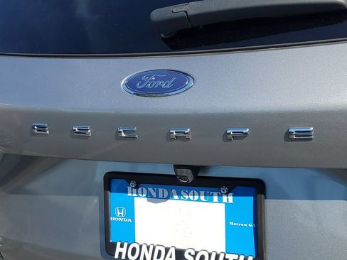 Used 2023 Ford Escape ST-Line FWD image 7