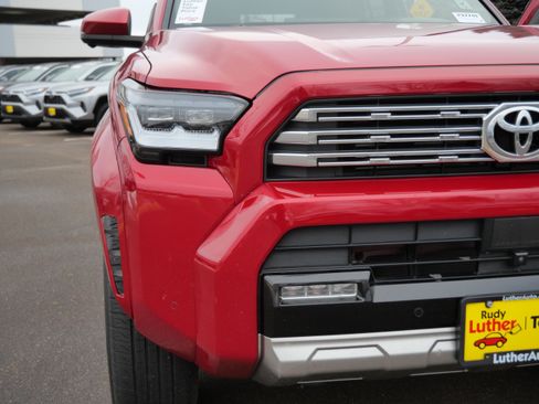 Certified 2025 Toyota 4Runner Limited image 17