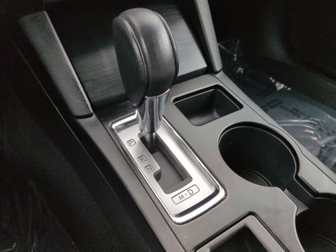 Used 2017 Subaru Outback 2.5i Limited image 35